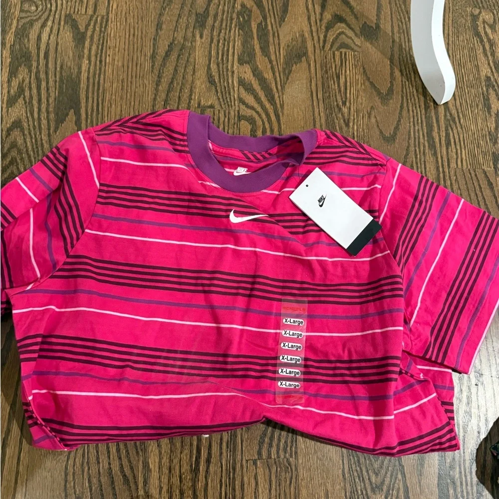 Nike Striped Pink/Black Short Sleeved T-Shirt NWT